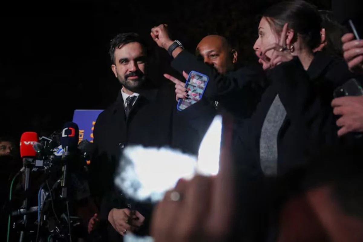 আজ নিউইয়র্কে মেয়র নির্বাচন: তরুণ ভোটারদের উপস্থিতি চোখে পড়ার মতো