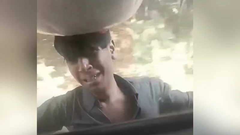 ‘আল্লাহর রহমতে আমি বেঁচে আছি’