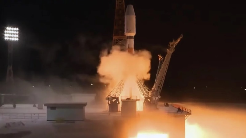 মহাকাশে ইরানের তিন স্যাটেলাইট